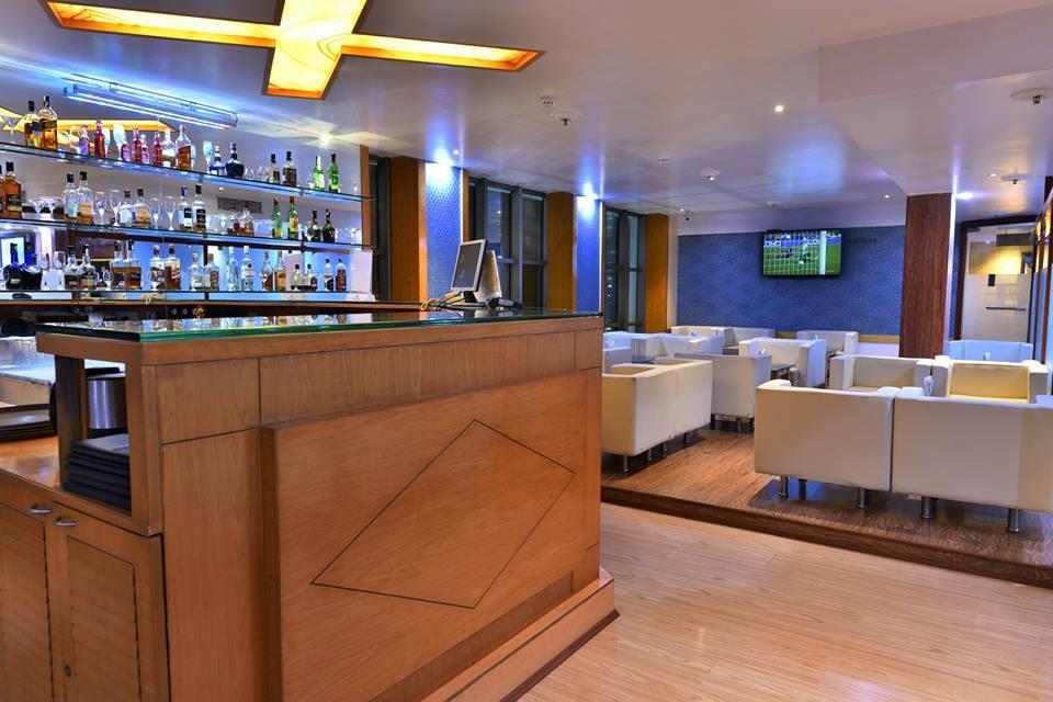 โรงแรมซีเนเตอร์ โกลกาตา ภายนอก รูปภาพ